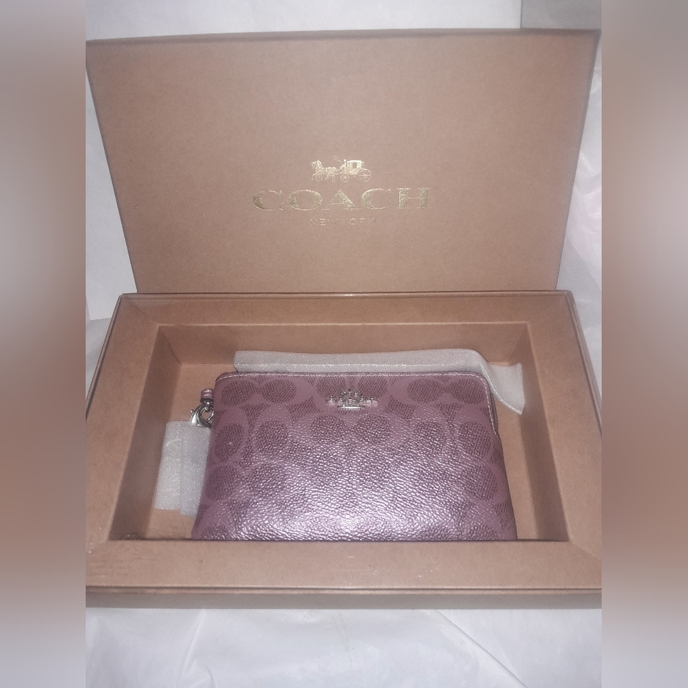 New Coach Wristlet In Shimmer Pink  Sign.With Heart And C Charms NWT In Gift Box